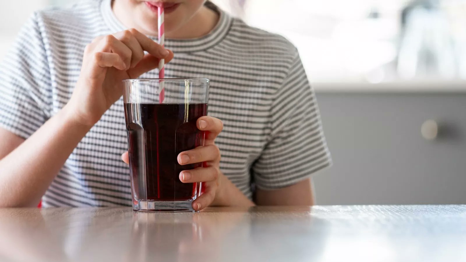EndoMedia's tweet card. Everyday products such as diet sodas, sugar-free candies and gummy vitamins often contain artificial sweeteners.