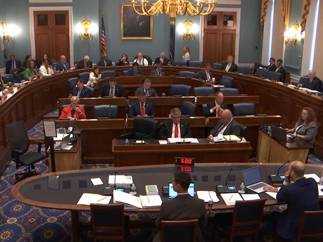 DTNeeley's tweet card. The House Agriculture Committee unanimously passed a Grain Standards Act renewal, preserving inspection services vital for U.S. grain exports while addressing industry concerns about fees and...