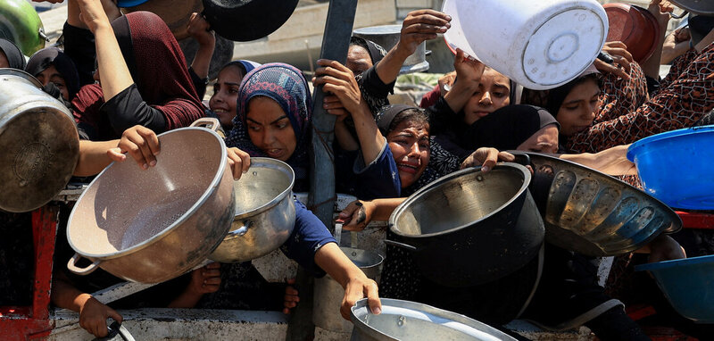 BBarucker's tweet card. Israel eskaliert seinen Hungerkrieg im Gazastreifen, internationale Organisationen werden angegriffen und sind ohne Hilfsmittel. Westliche Staaten verurteilen Tel Aviv symbolisch