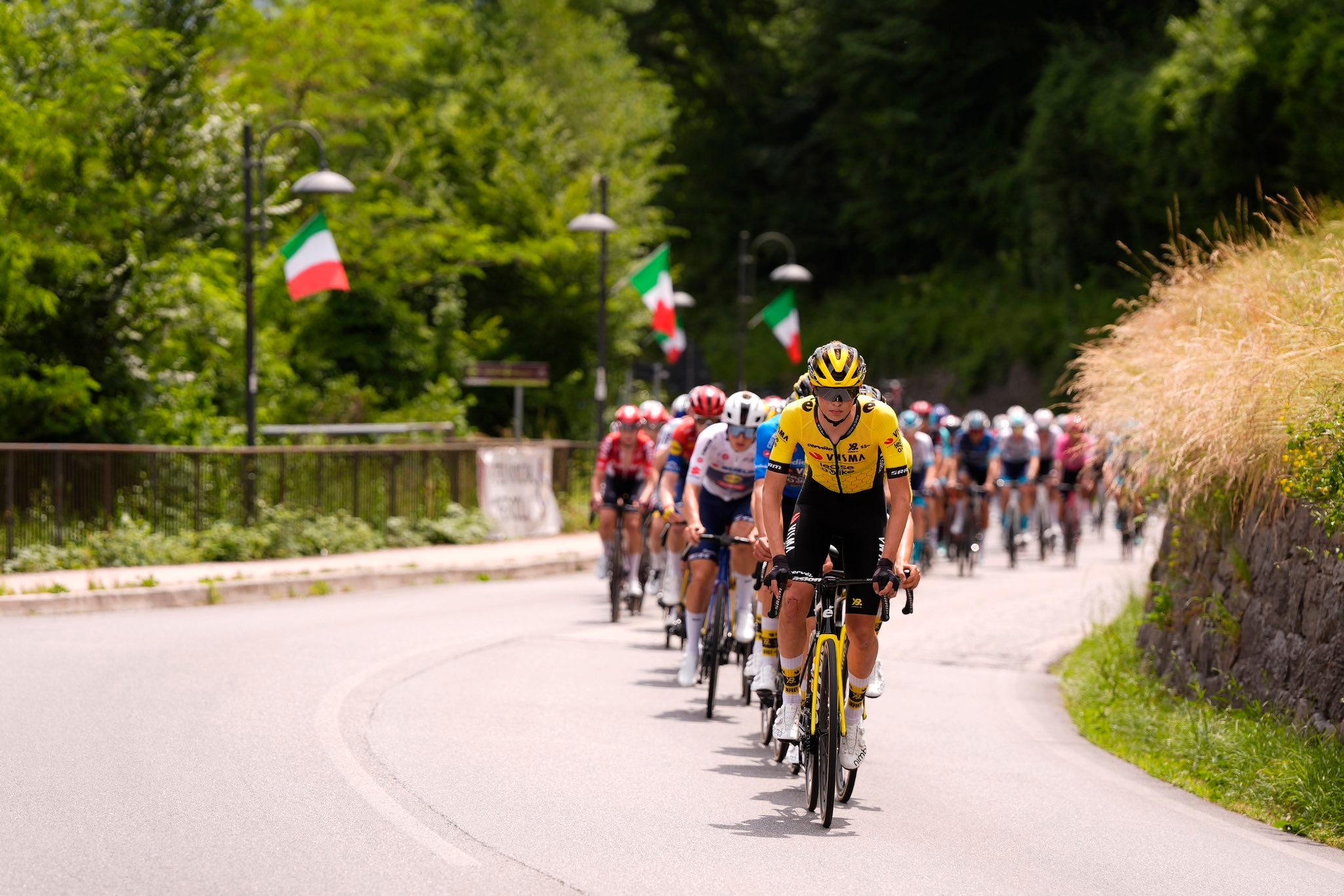 CyclingGraphs's tweet card. It was the first mountain stage of the U23 Giro d’Italia, showcasing a depth of climbing talent and…