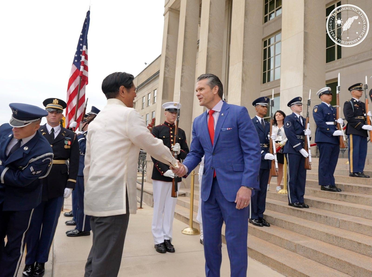 ElizabethEntre2's tweet card. TOP US officials promised President Ferdinand Marcos Jr. on Monday (Tuesday, Manila time) that Washington will defend its longtime ally and ramp up military resources aimed at deterring an assertive...