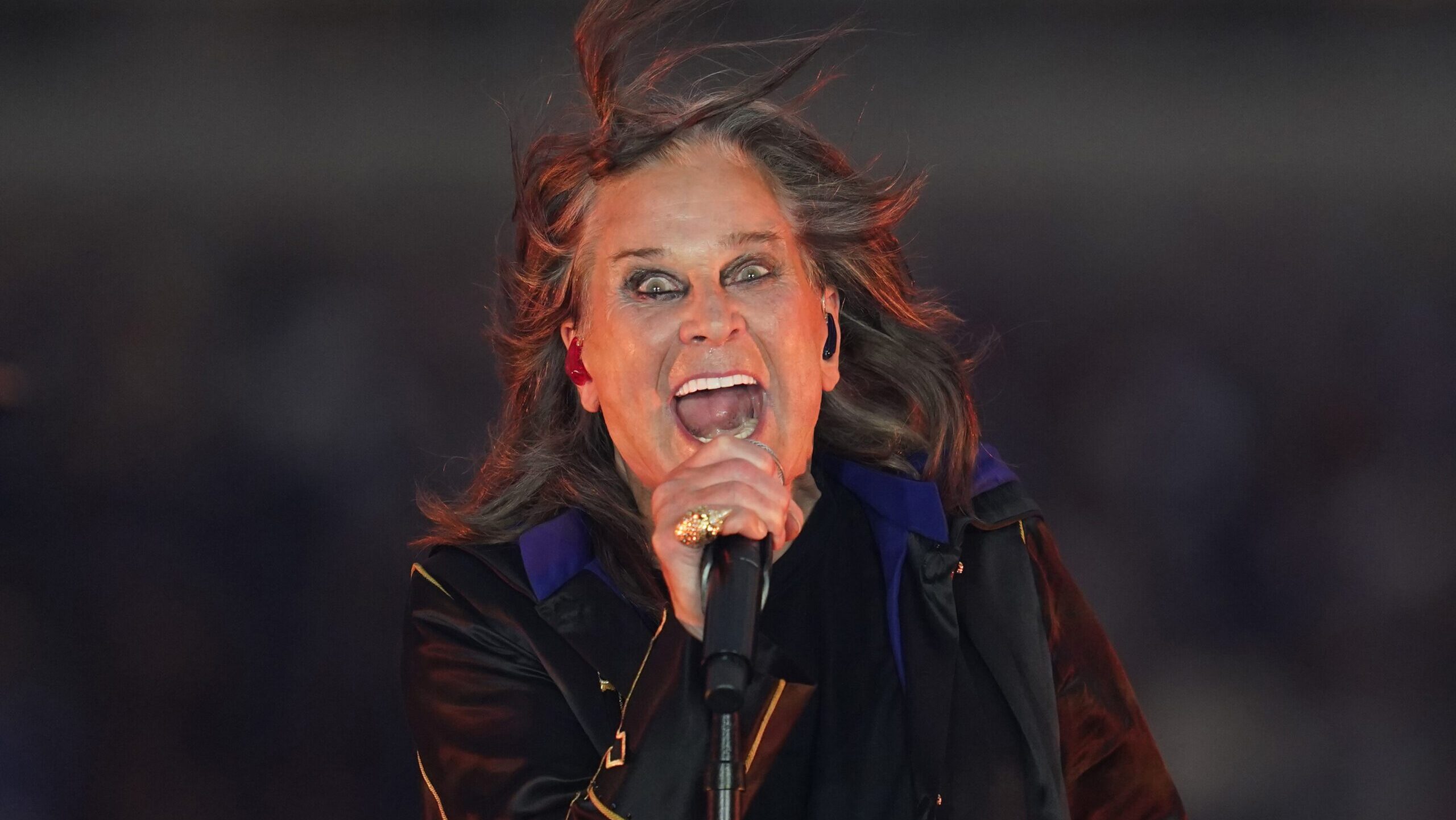 KSTP's tweet card. Ozzy Osbourne, the gloomy, demon-invoking lead singer of the pioneering band Black Sabbath who became the throaty, growling voice of heavy metal, died Tuesday, just weeks after his farewell show. He...