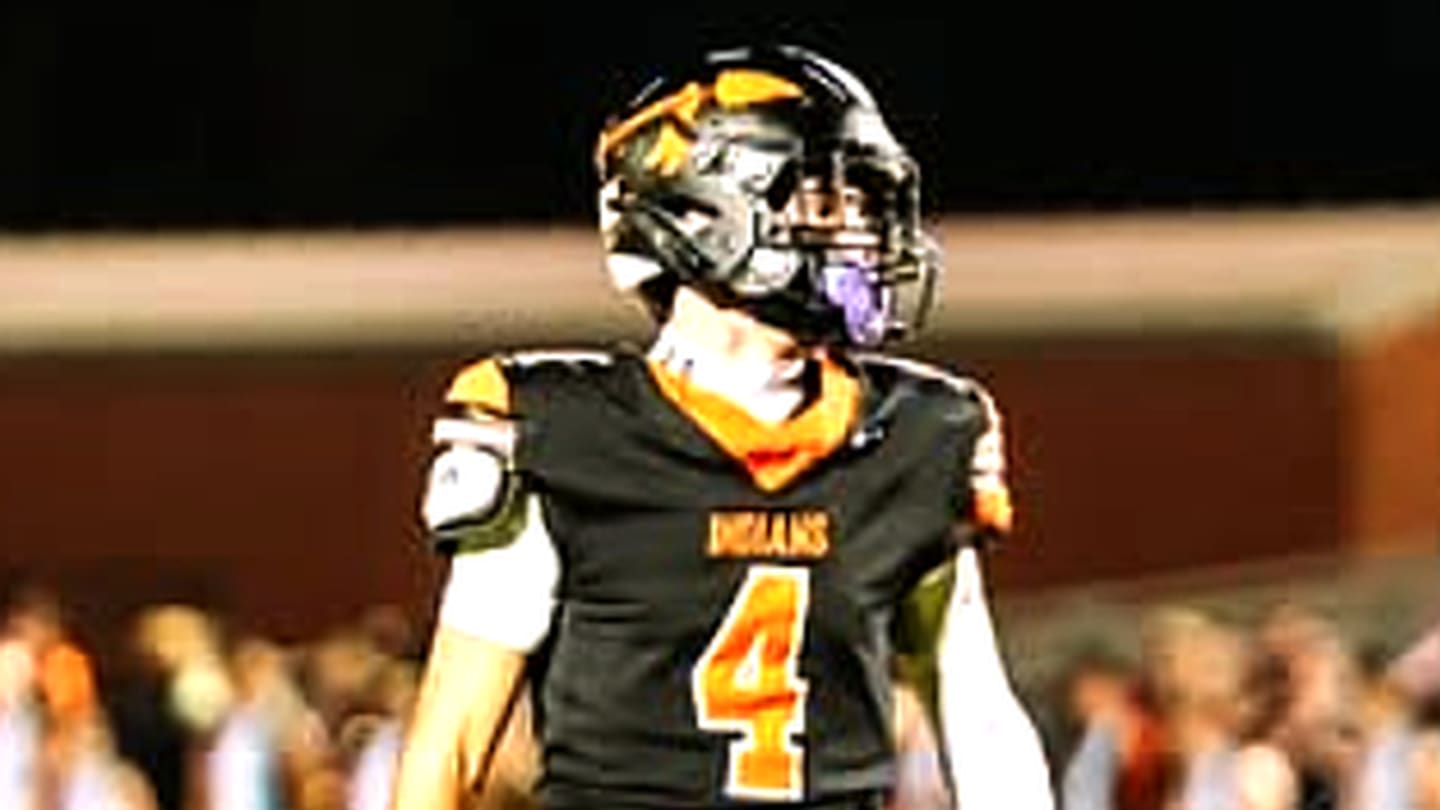 ELIJAHMOSS_8's tweet card. With the fall season getting closer, it's time to highlight the top high school football players in Virginia. Fans will get an opportunity to vote on who they t