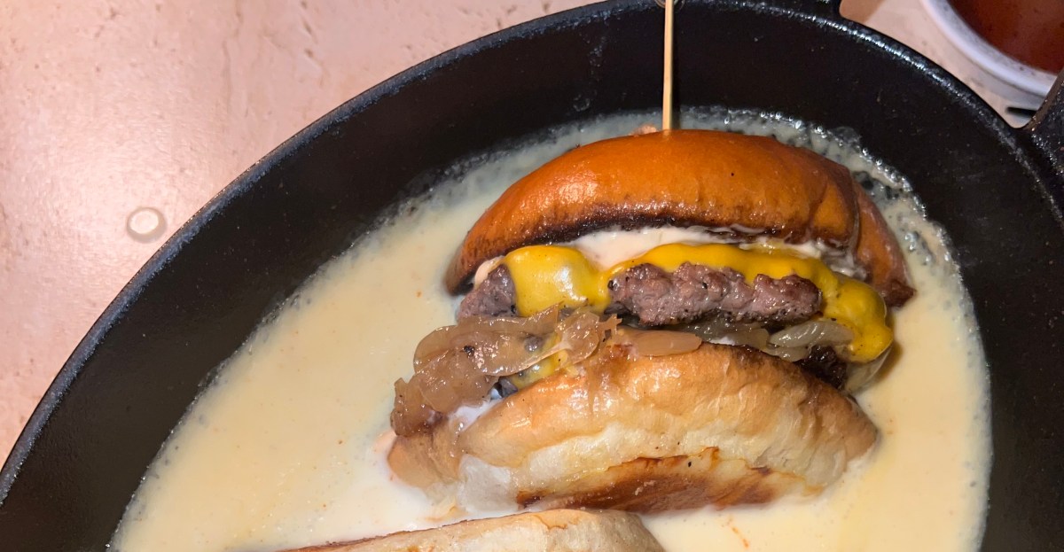 eatersf's tweet card. A vetted guide to dining and drinking in the neighborhood