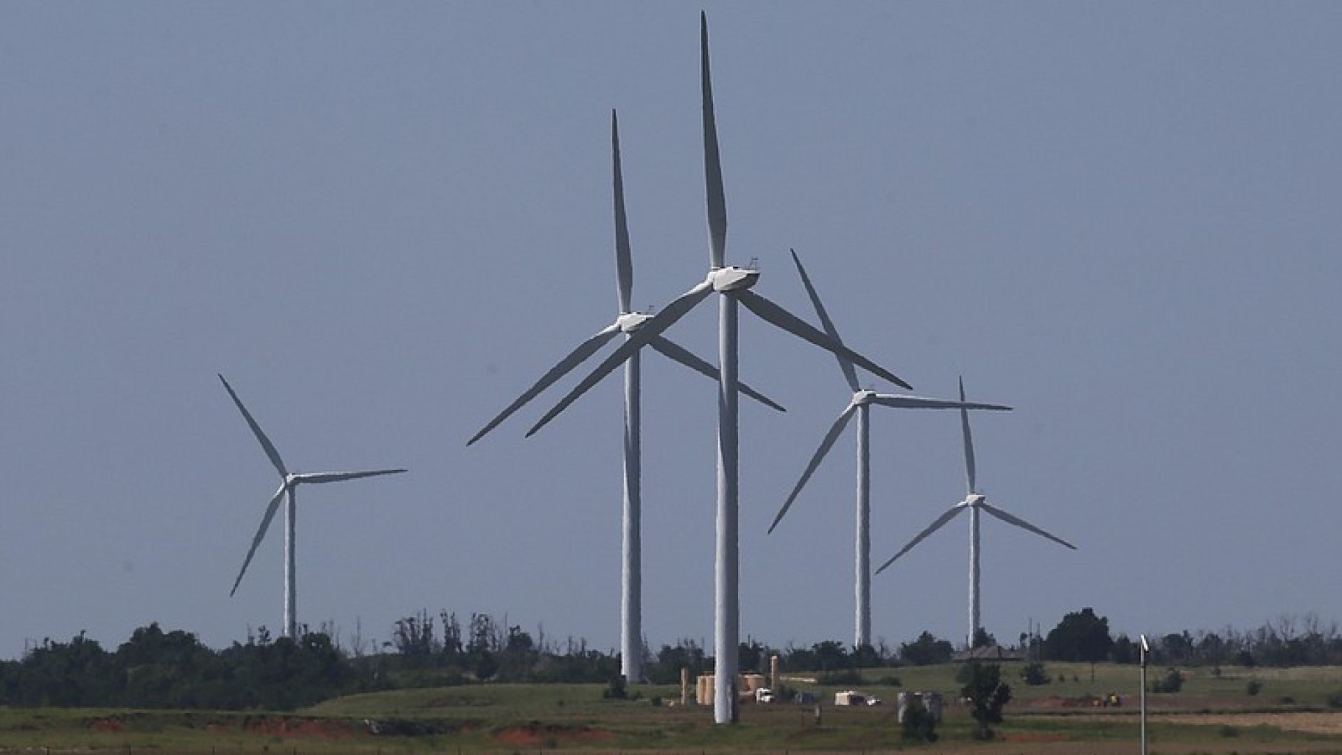 RenewableSouth's tweet card. Click here to download a model ordinance template for wind energy. Heatmap News reports that development of new wind and solar power plants is now...
