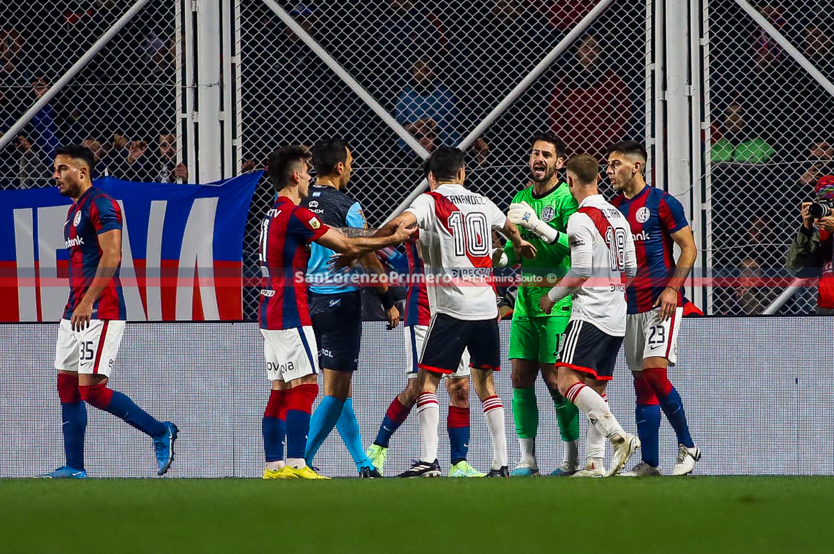 SanLorePrimero's tweet card. El clásico entre millonarios y cuervos se adelantará por disposición de la televisión.