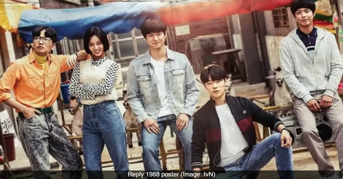 Vvip_Times's tweet card. Go Kyung Pyo confirms the Reply 1988 cast is reuniting for the show’s 10th anniversary. Fans wonder if ex-couple Ryu Jun Yeol and Hyeri will attend after their 2023 breakup.