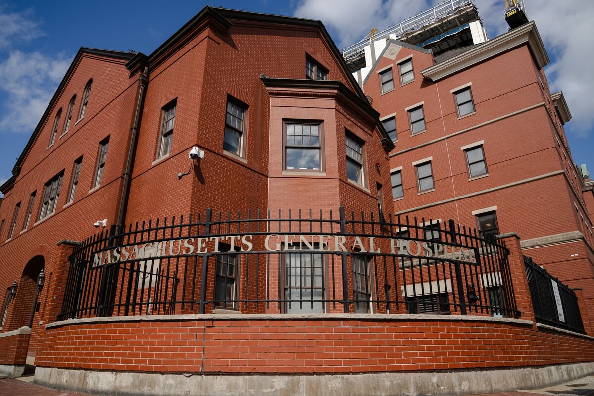HarvardCFAR's tweet card. The Trump administration’s funding battle with Harvard University is starting to impact projects at affiliated hospitals and has crippled the school’s Center for AIDS Research, one of the largest...