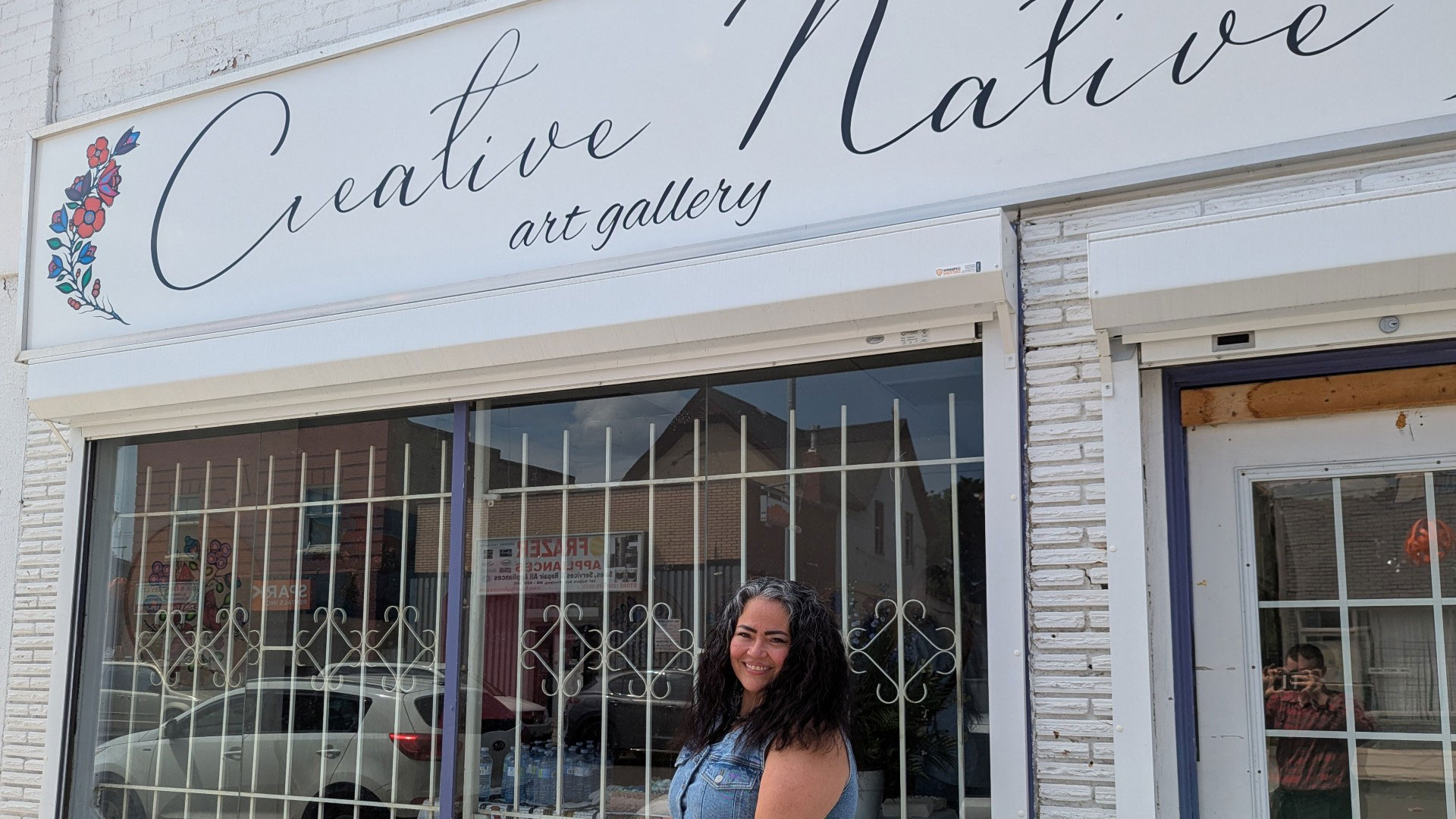 CreesonAPTN's tweet card. Visual artist Jackie Traverse has opened a new art gallery steps from where she grew up in Winnipeg’s North End.