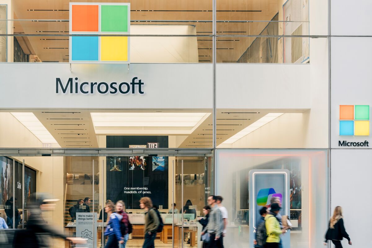 BrodyFord_'s tweet card. Microsoft Corp., fresh off a round of layoffs impacting its salespeople, is offering bonuses to some survivors.