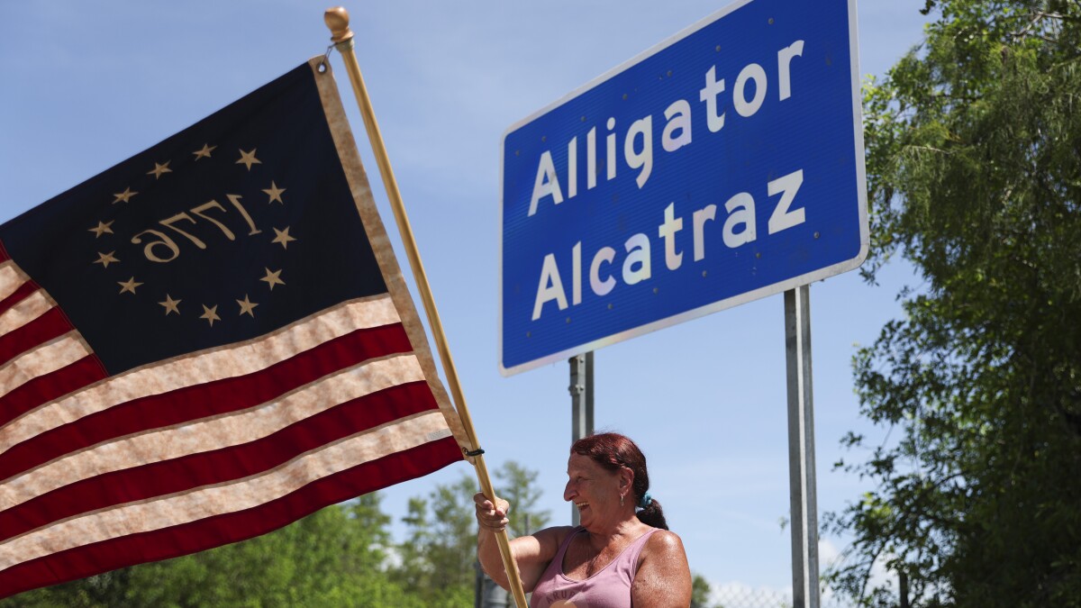 WLRN's tweet card. While the new Everglades migrant detention center fends off complaints about its living conditions, some detainees claim guards are also doling out discipline for questioning rules — including...