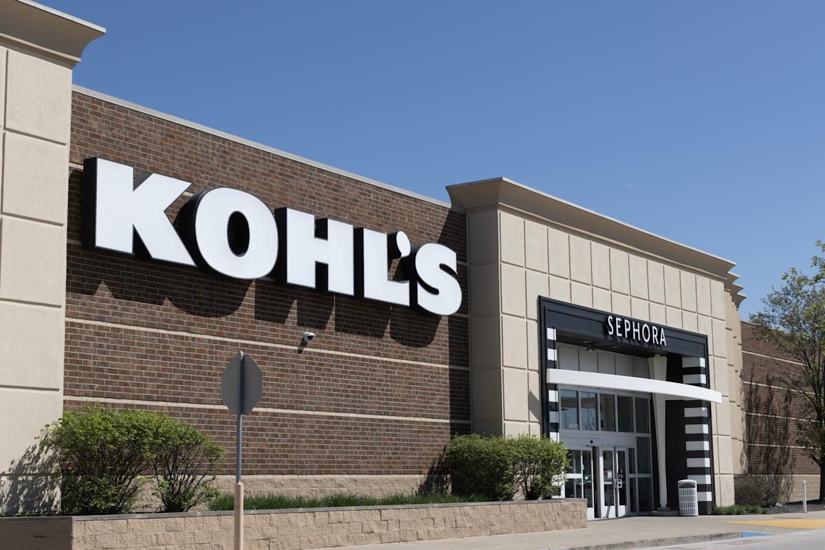 GZuckerman's tweet card. Kohl's, the long-struggling generalist retailer, saw trading halted after the open after the stock jumped more than 100% in premarket trading.