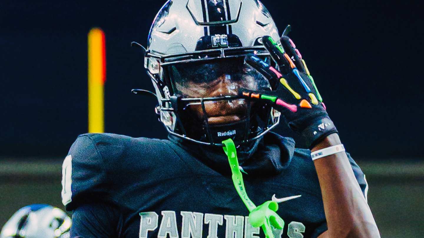 KendrickJohnso's tweet card. Lott Picks Oregon Over Elite Programs It’s official!!  For the second time in the last four days a major star receiver and one of the best all-around high schoo