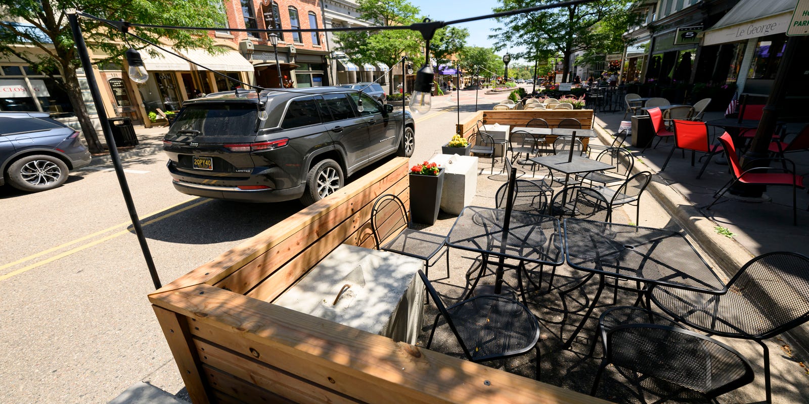 detroitnews's tweet card. Let's Open Northville, a nonprofit group of local business owners and residents, has filed motion alleging dining areas in parking spaces violate court order.