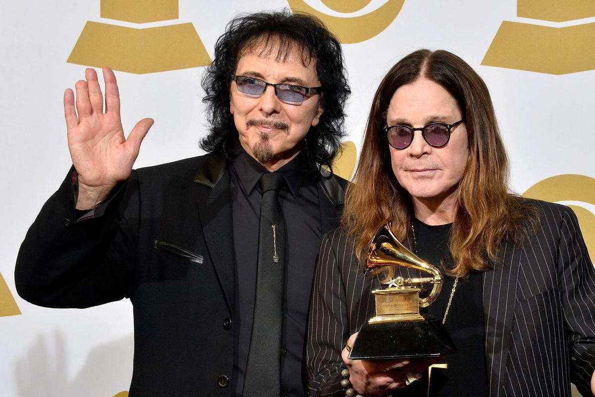 Loudwire's tweet card. Black Sabbath guitarist Tony Iommi has offered his first comments following the death of Ozzy Osbourne.
