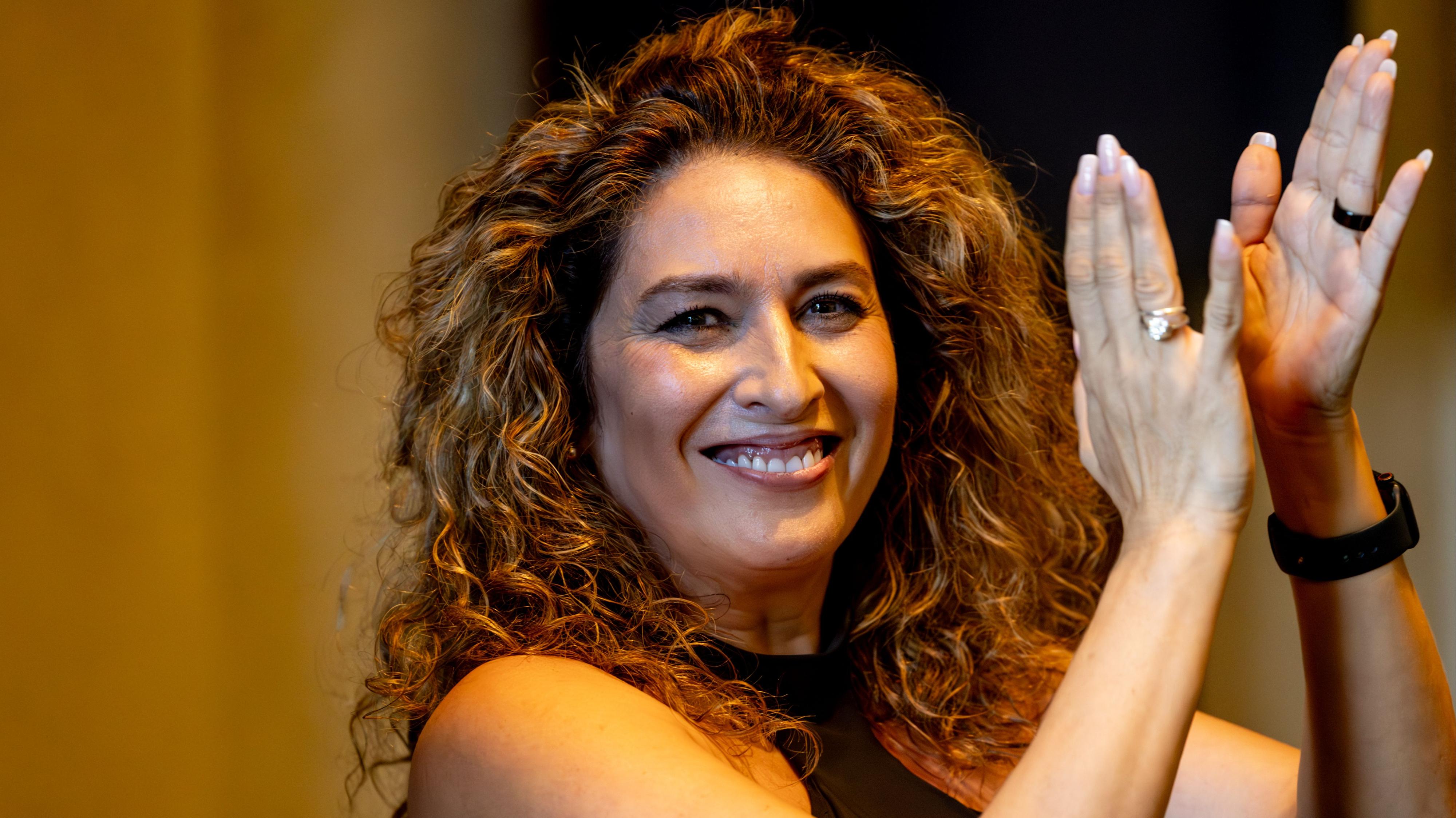 rtvenoticias's tweet card. Emisión del programa Telediario 1 titulado Estrella Morente homenajea a las grandes divas que la inspiran. Todos los contenidos de TVE los tienes aquí, en RT...