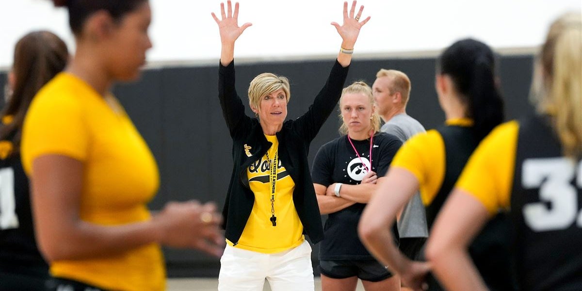 DavidEickholt's tweet card. Jan Jensen's Hawkeyes opened up their practice doors one last time this summer to the local media. Over the course of the hour, they showcased strong focus on defense, but also did some live-action...