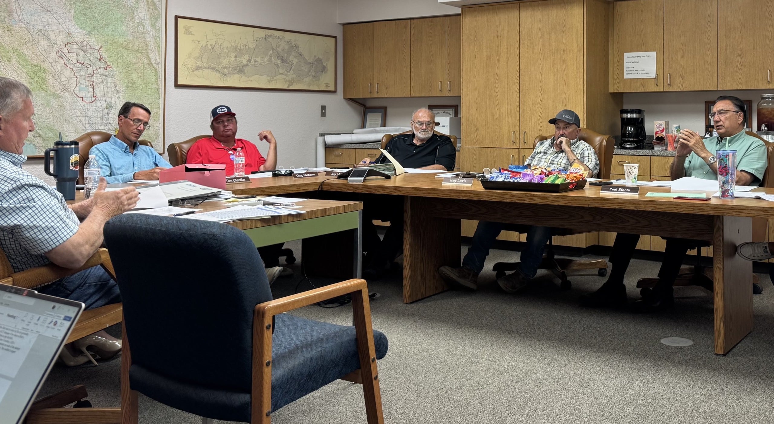 SJVWater's tweet card. Editor's note: Monserrat Solis covers Kings County water issues for SJV Water through the California Local News Fellowship initiative.  Growers in