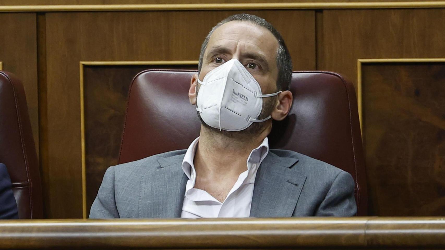 elespanolcom's tweet card. El dirigente del PP explicó hace días que inicia "un ascenso a una cumbre muy complicada" en el que se producirán "momentos físicos muy bajos". Más información: Borja Sémper anuncia que padece...