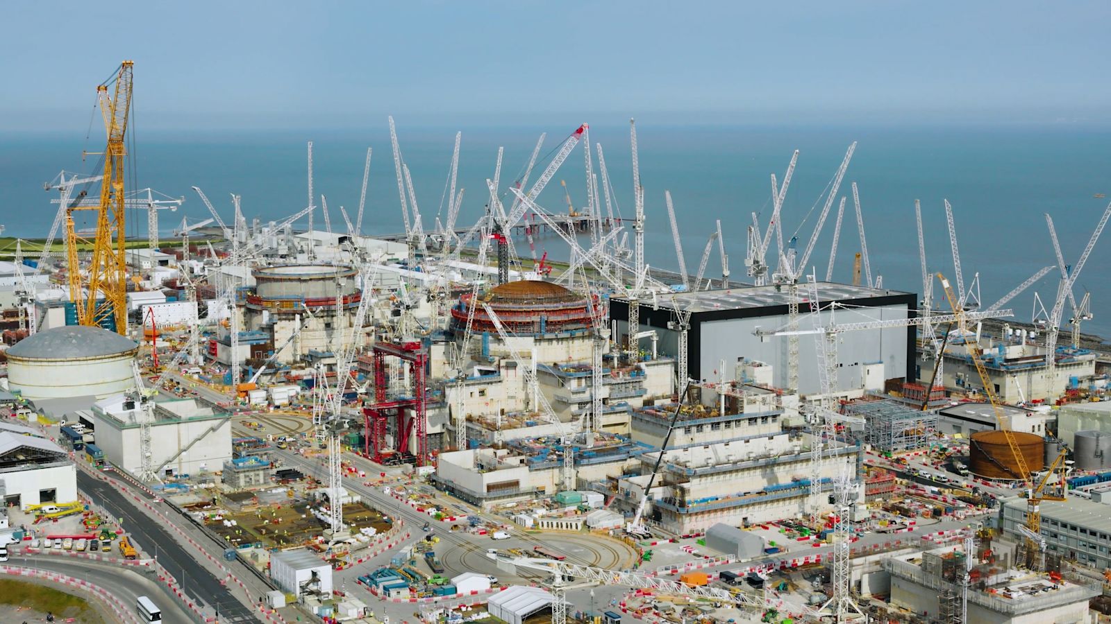 RobSetchell's tweet card. Sizewell C will be a "replica" of Hinkley Point C in Somerset - so what impact is its construction having on neighbouring communities? | ITV News Anglia