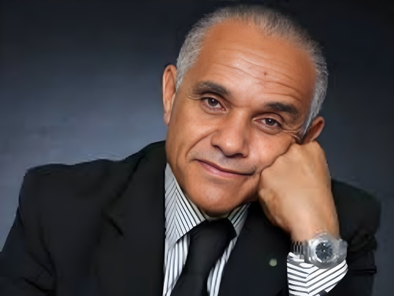 AzizDaouda's tweet card. La politique ne peut être dissociée de l’histoire ni de la géographie. Elle consiste en un ensemble d’actions et de décisions visant à organiser une société sur le plan interne, mais également dan...