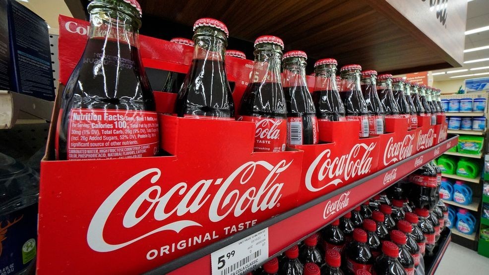 wchs8fox11's tweet card. Trump wrote that Coca-Cola had agreed to use real cane sugar in their product instead of high-fructose corn syrup.