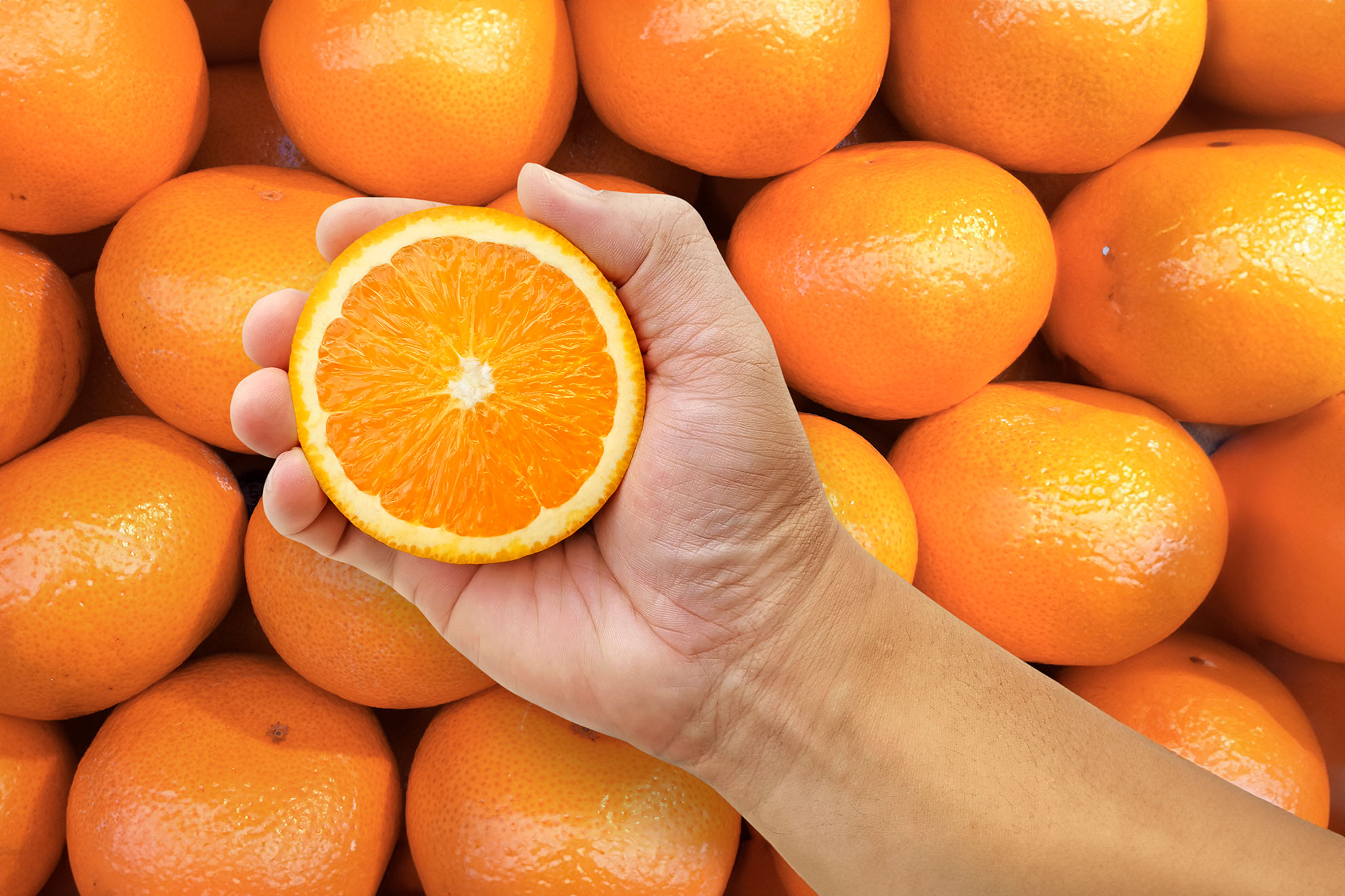 MassGeneralMDs's tweet card. Physician-researcher outlines gut-brain clues behind “orange a day” finding.