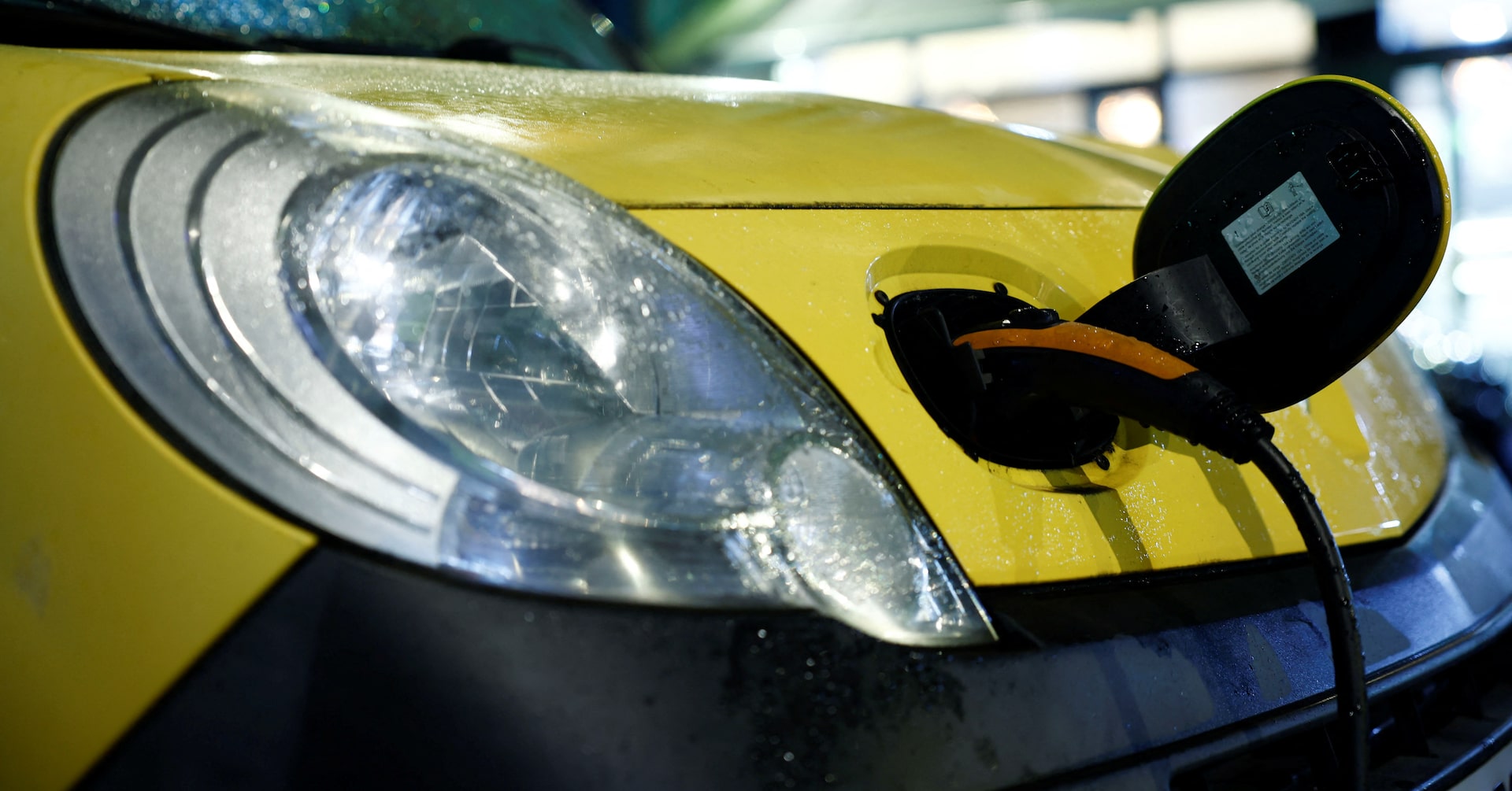 IrinaSlav1's tweet card. Battery electric cars sold in Europe produce 73% less life-cycle greenhouse gas emissions than their gasoline counterparts, according to research firm, the International Council on Clean Transporta...