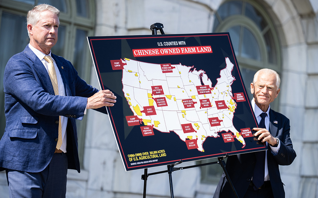 brahmresnik's tweet card. Trump cabinet members cited national security concerns in announcing a ban on land ownership by China, using a map suggesting huge holdings in Arizona.