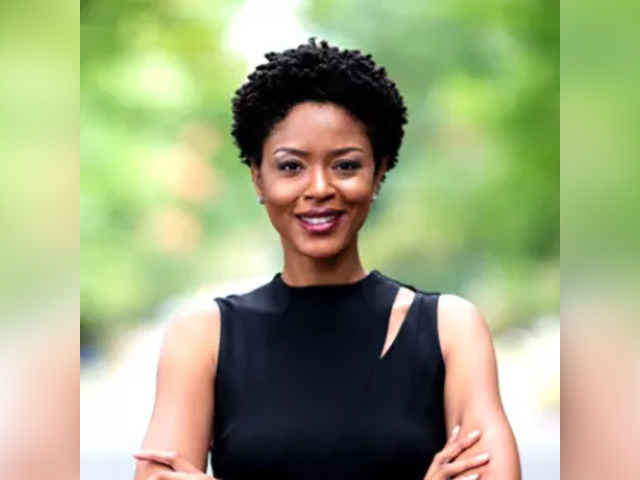 DocEllis17's tweet card. A "doctor" who raised alarms on CNN over President Trump's health is reportedly not a practicing physician and instead works as an NAACP "Health Equity" director.