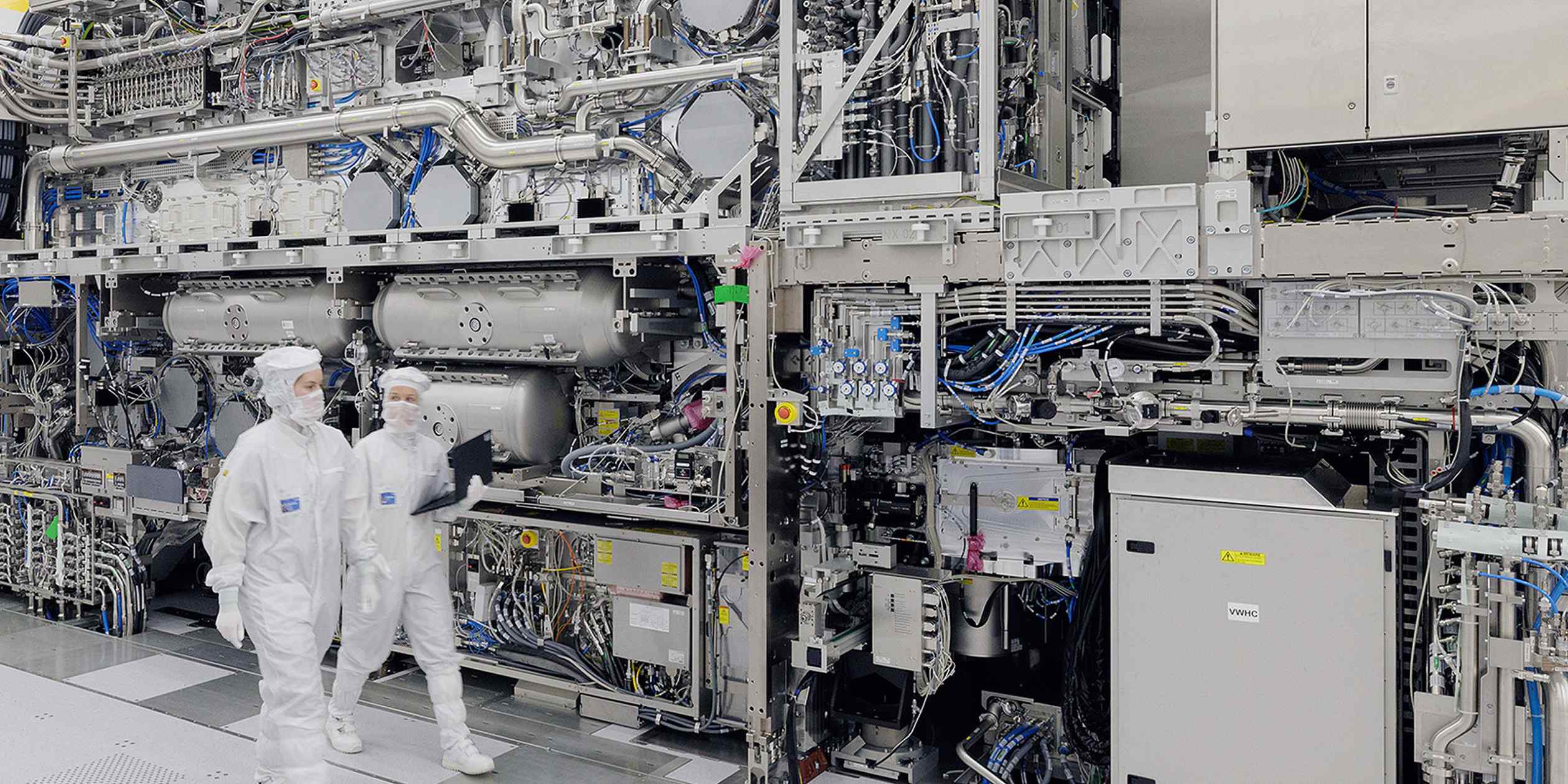 prasannavishy's tweet card. Beijing and SMIC lead effort to replicate the world's top chipmaking machines