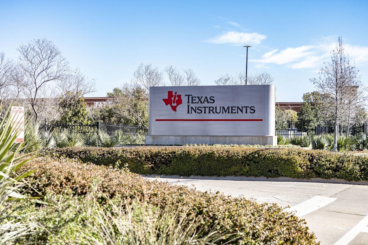 YahooFinance's tweet card. (Bloomberg) -- Texas Instruments Inc., a key chipmaker for producers of cars and factory equipment, tumbled in late trading after stoking fears that a tariff-fueled surge in demand will be short-li...
