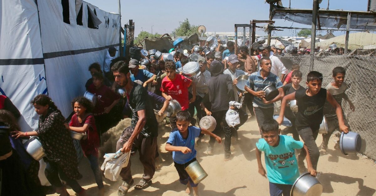 AlMonitor's tweet card. AFP journalists in the Gaza Strip said Tuesday that chronic food shortages are affecting their ability to cover Israel's conflict with Hamas militants.Palestinian text, photo and video journalists...