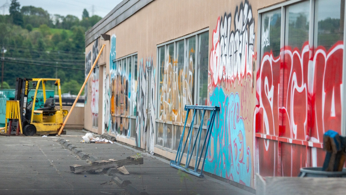 SeattleCouncil's tweet card. Civil fine option aimed at deterring property crimes Today, by a 7-1 vote, the City Council approved a new amended ordinance to combat graffiti on a new level, on both public and private property...