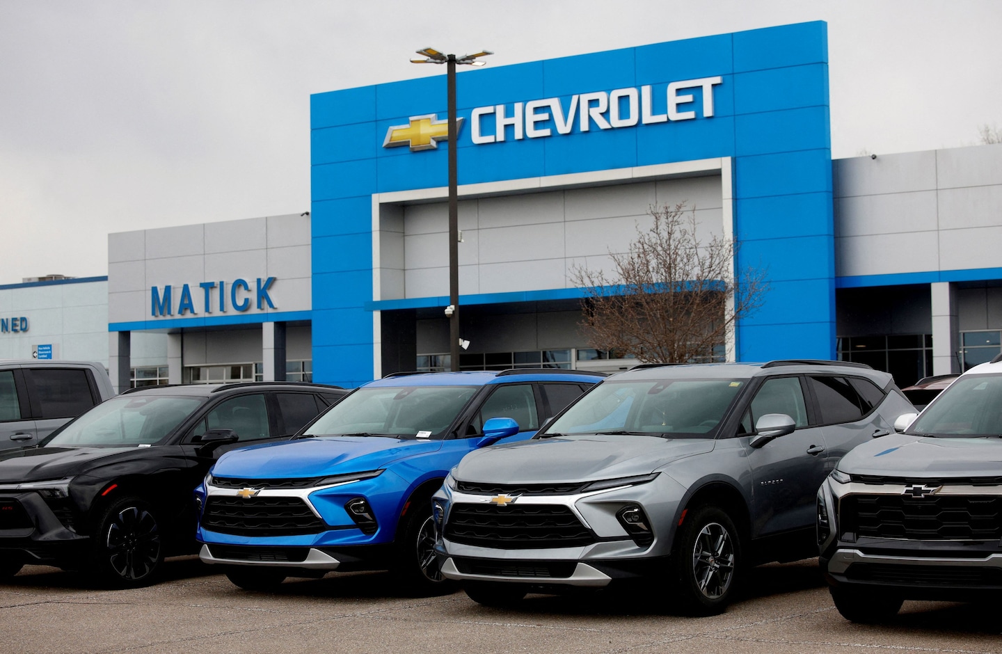 hbecerraLATimes's tweet card. General Motors said tariffs slashed its second-quarter income by more than $1 billion, and other companies pointed to import duties to explain smaller profits.