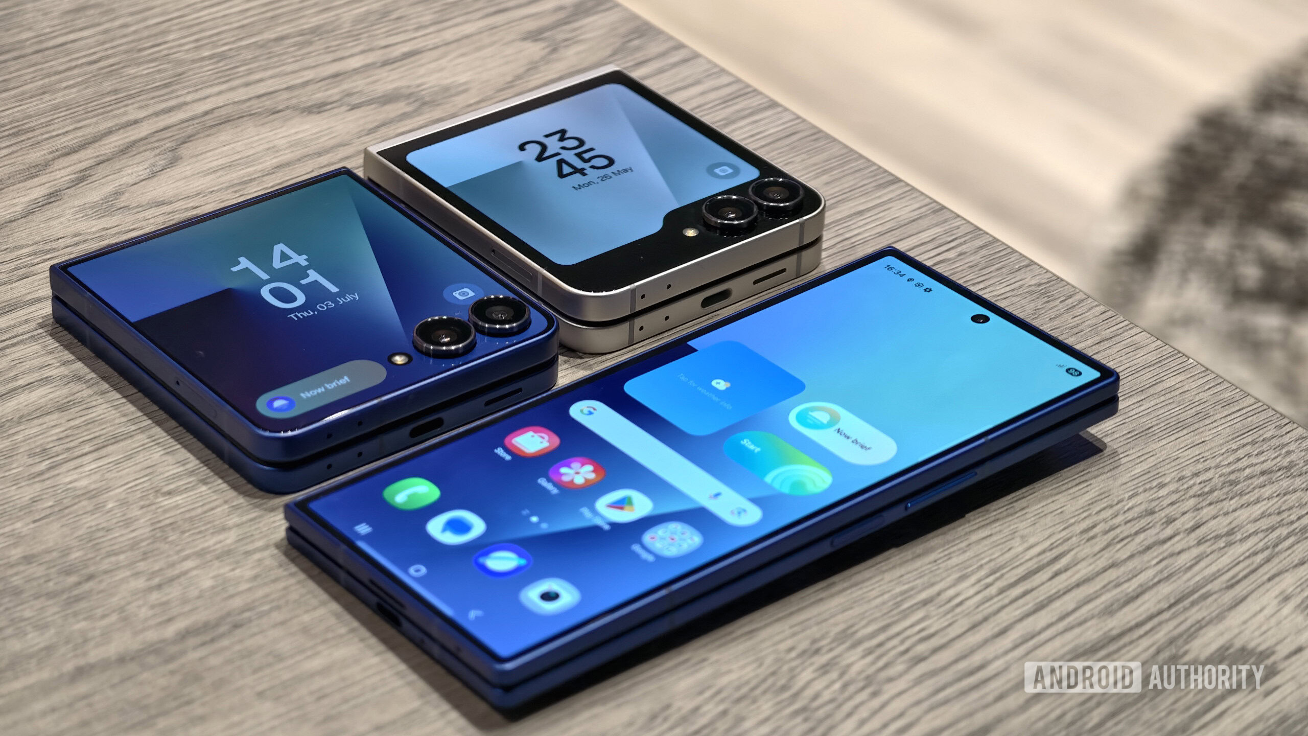 AndroidAuth's tweet card. If you've made up your mind on one of the new Samsung Galaxy Z foldable phones, you might wasnt to sign up for these pre-order offers.