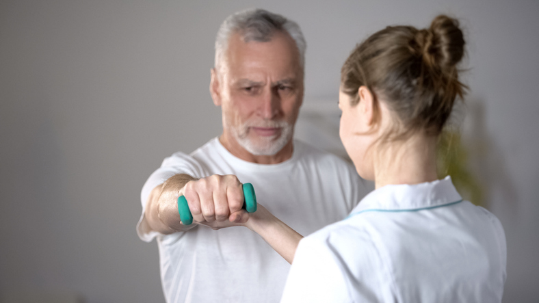CardioCareToday's tweet card. In-hospital cardiac rehab improved mobility, function, and cognition in non-frail patients with ADHF.