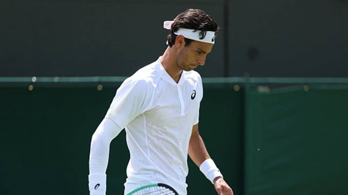 tenisnewsbrasil's tweet card. Cabeça de chave número 2, o italiano Lorenzo Musetti foi eliminado em sua estreia no ATP 500 de Washington (EUA).