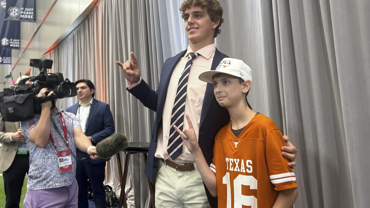 Taylor_Kamn's tweet card. Texas quarterback Arch Manning admits that being the backup was tough after playing every year in high school.