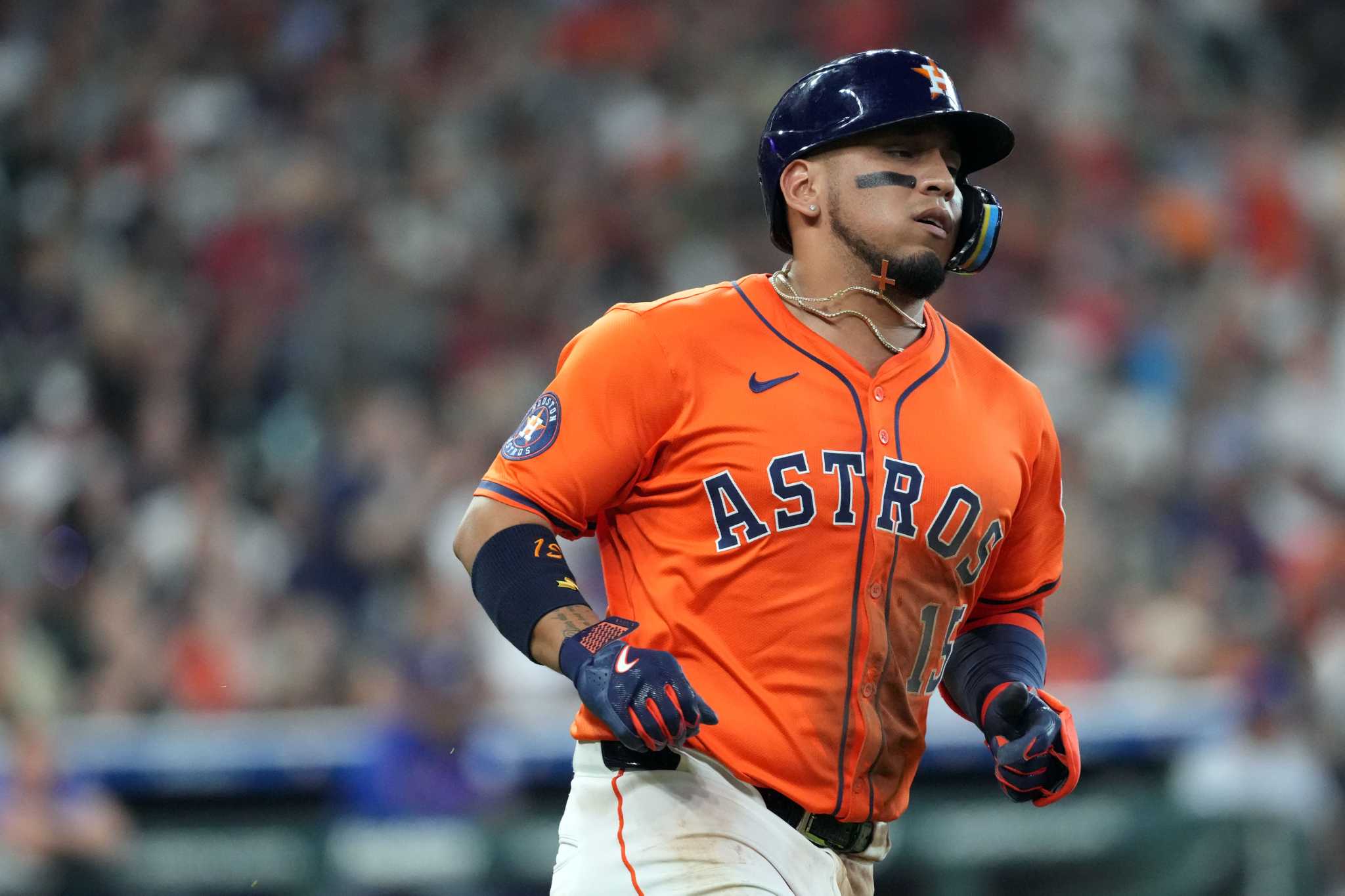 ChronAstros's tweet card. Manager Joe Espada said third baseman Isaac Paredes has a "pretty significant" right hamstring injury.