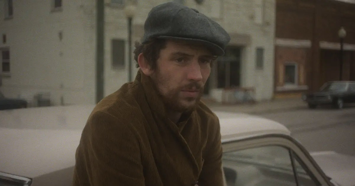 itsdougjam's tweet card. There’s a strange kind of thrill in watching someone utterly unequipped to pull off a crime still give it their best shot. In The Mastermind, Kelly Reichardt takes what could have easily been another...