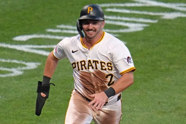 WKBN's tweet card. The Pirates topped the Tigers 8-5 on Tuesday night.