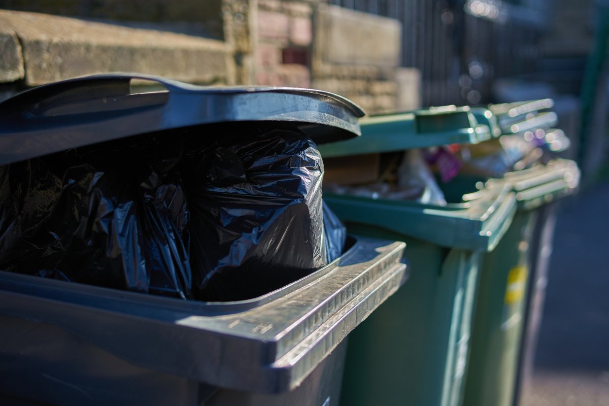 TheOldhamTimes's tweet card. Oldham residents are some of the worst in the city-region for recycling and among the top 30 North West boroughs that have the most rejected 