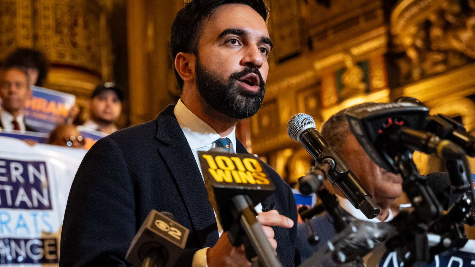 LincolnRestler's tweet card. Zohran Mamdani, the Democratic nominee in the race for mayor of New York City, moved to distance himself from comments that sparked outrage during the primary.