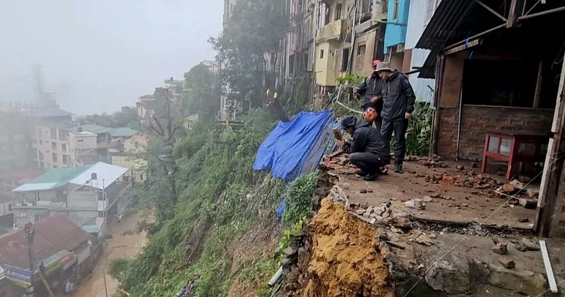 SumirDH's tweet card. Rain Havoc Mizoram: Five killed, over 550 landslides, and 152 homes damaged amid relentless rainfall and flash floods.