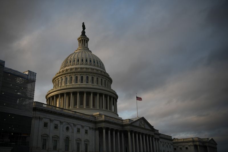 YahooNews's tweet card. WASHINGTON (Reuters) -The top Republican in the U.S. House of Representatives said on Tuesday he would send lawmakers home a day early for a five-week summer recess to avoid a political fight over...