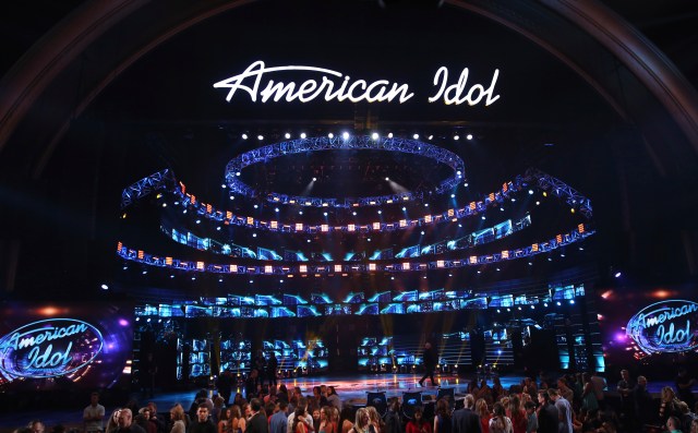 WOWK13News's tweet card. LOS ANGELES (AP) — The man accused of killing an “American Idol” executive and her husband used the couple’s gun to kill them and later called the police, authorities allege. Los Angeles poli…