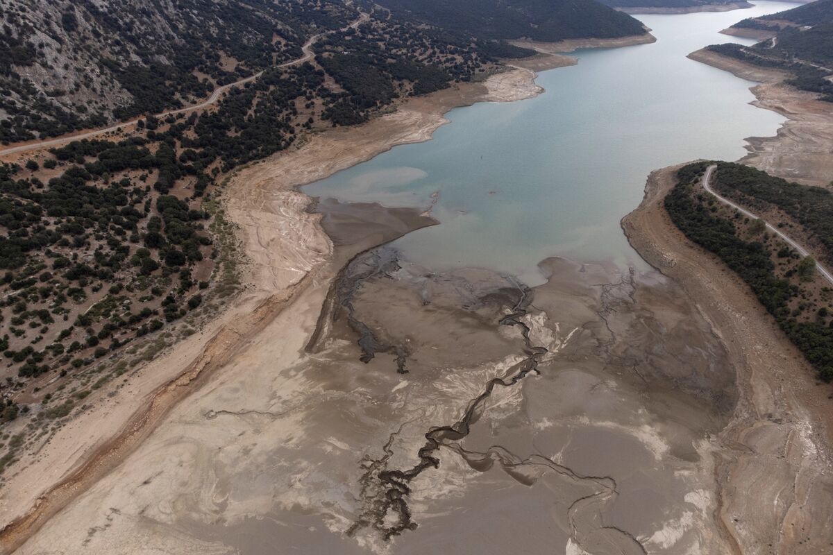 climate's tweet card. Greece plans to merge hundreds of small water companies, as the government tackles a worsening drought that’s left reservoirs supplying Athens at the lowest level in three decades.