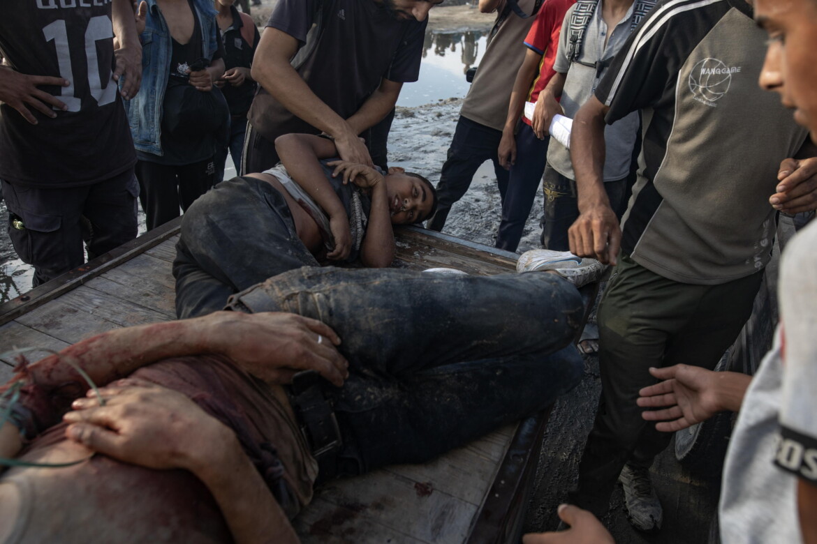ChiaraCruciati's tweet card. Palestina (Internazionale) Pubblichiamo un’inchiesta della rivista israeliano-palestinese 972mag, per gentile concessione dell’agenzia L’11 giugno, prima dell’alba, Hatem Shaldan, 19 anni, e suo...
