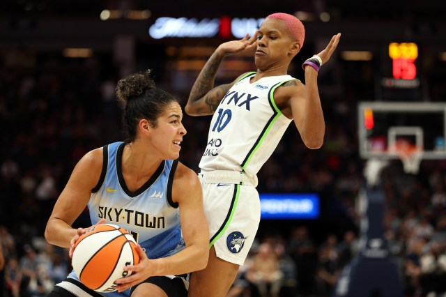 ChicagoSports's tweet card. The Minnesota Lynx dominated the middle quarters in a 91-68 win over Chicago Sky on Tuesday night.